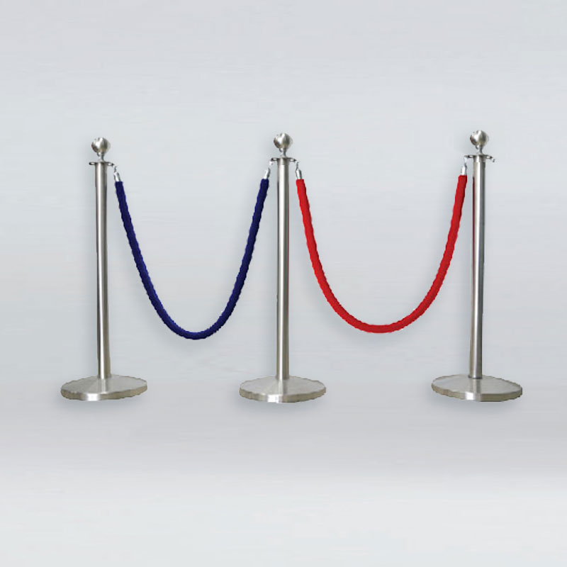 stainless-steel-velvet-rope